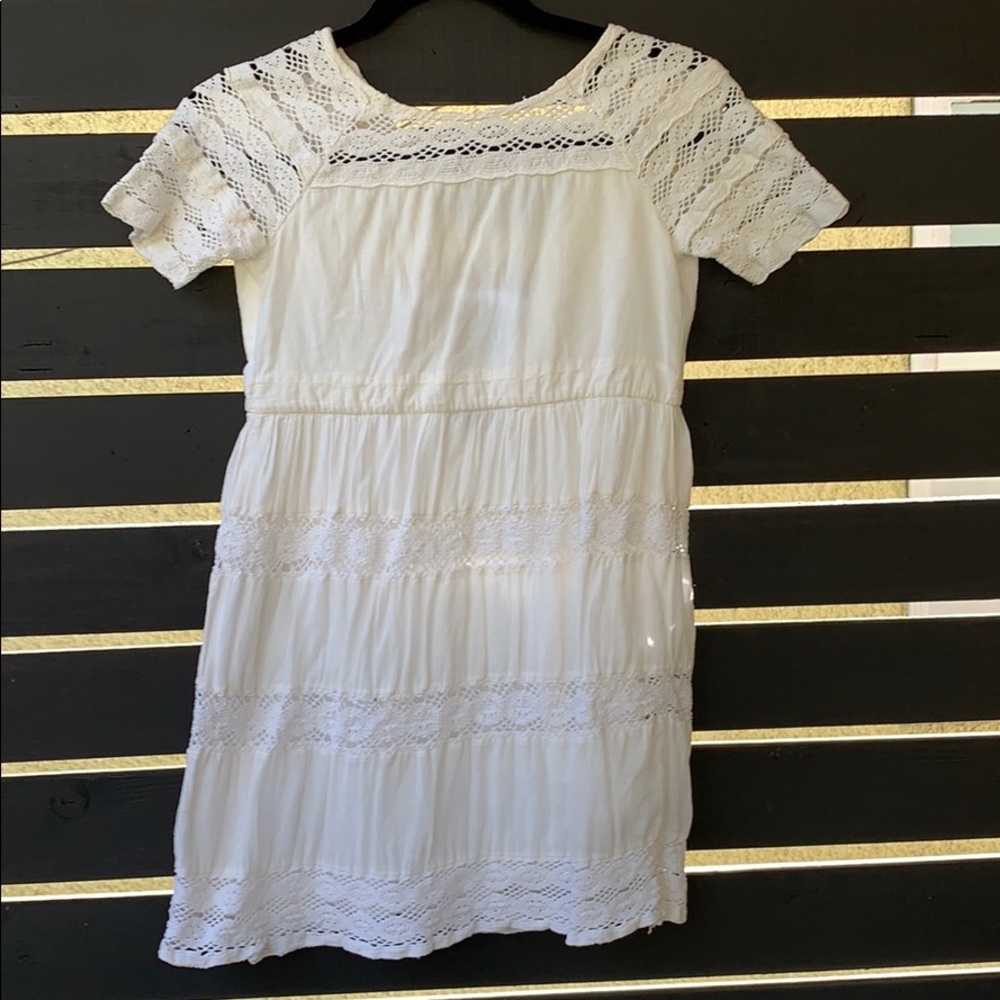 Kids size 9/10 white gap dress